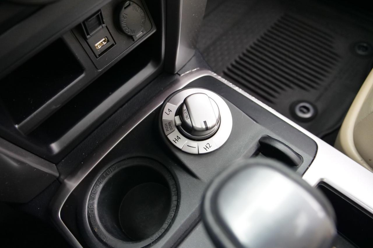 2021 Toyota 4Runner SR5 Premium / 4WD / Third Row / Sunroof! Lincolnton NC