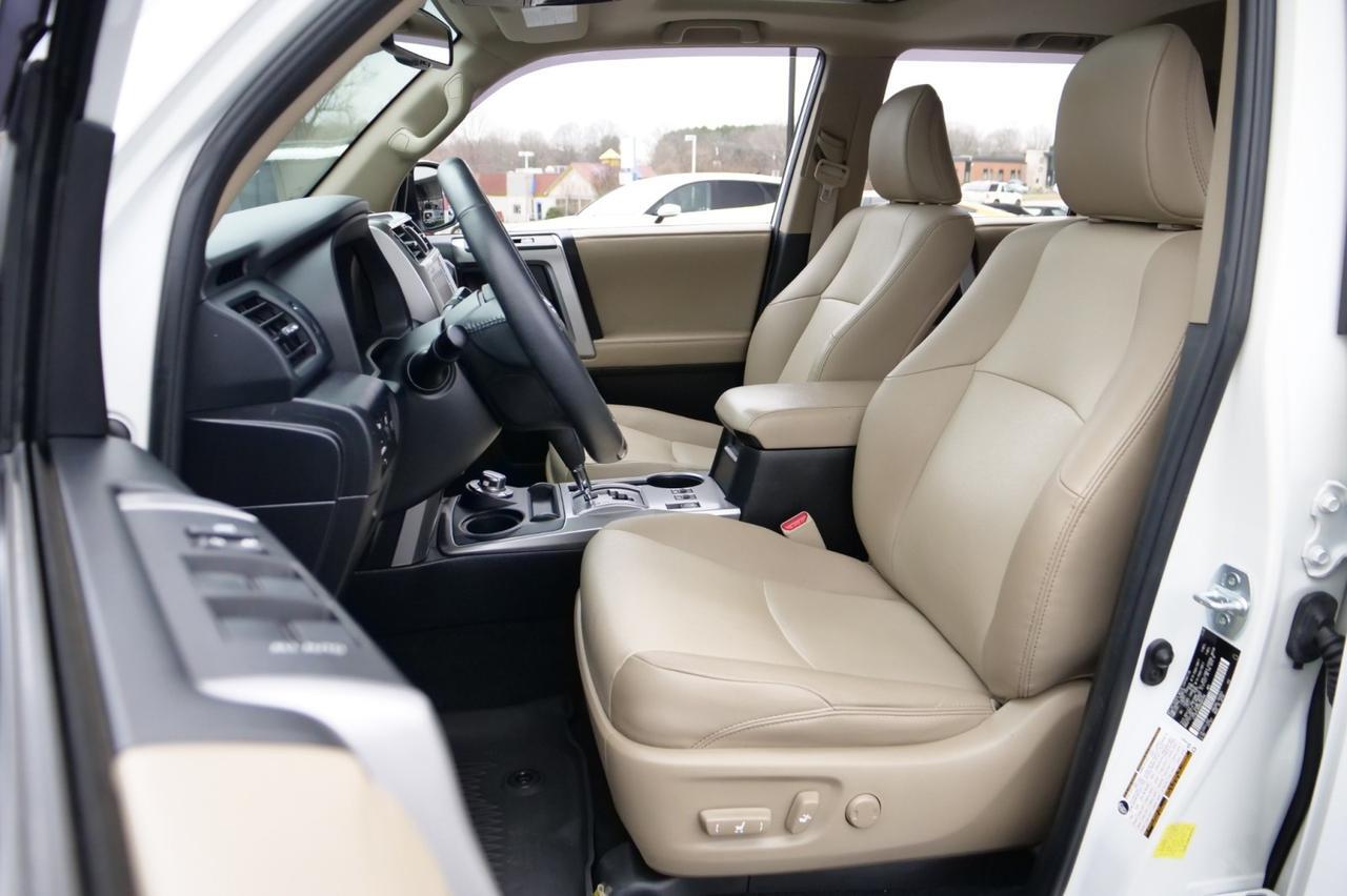 2021 Toyota 4Runner SR5 Premium / 4WD / Third Row / Sunroof! Lincolnton NC