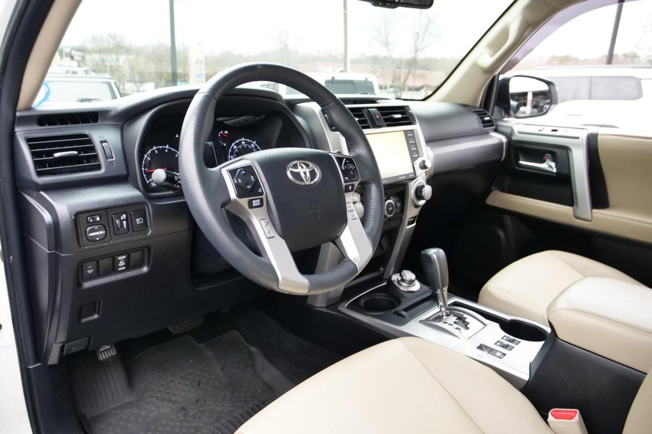 2021 Toyota 4Runner SR5 Premium / 4WD / Third Row / Sunroof! Lincolnton NC