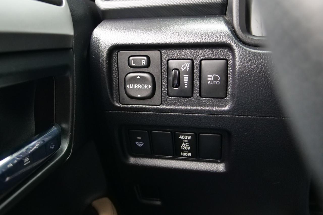 2021 Toyota 4Runner SR5 Premium / 4WD / Third Row / Sunroof! Lincolnton NC