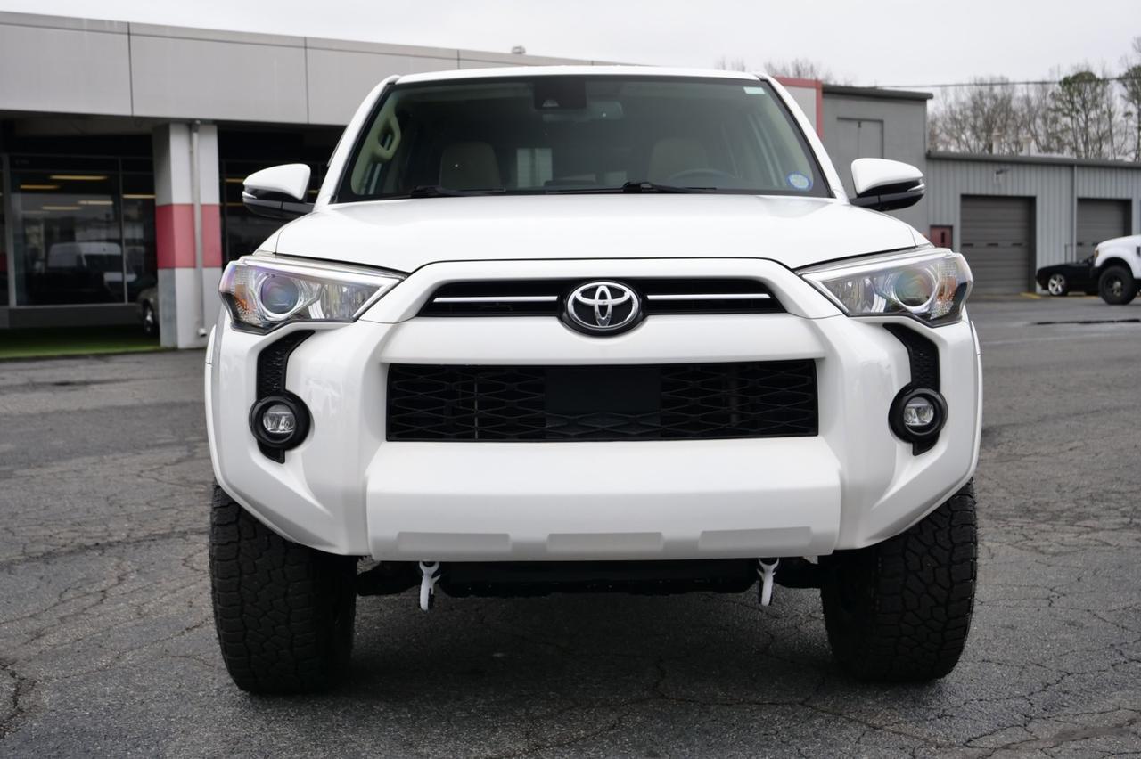 2021 Toyota 4Runner SR5 Premium / 4WD / Third Row / Sunroof! Lincolnton NC