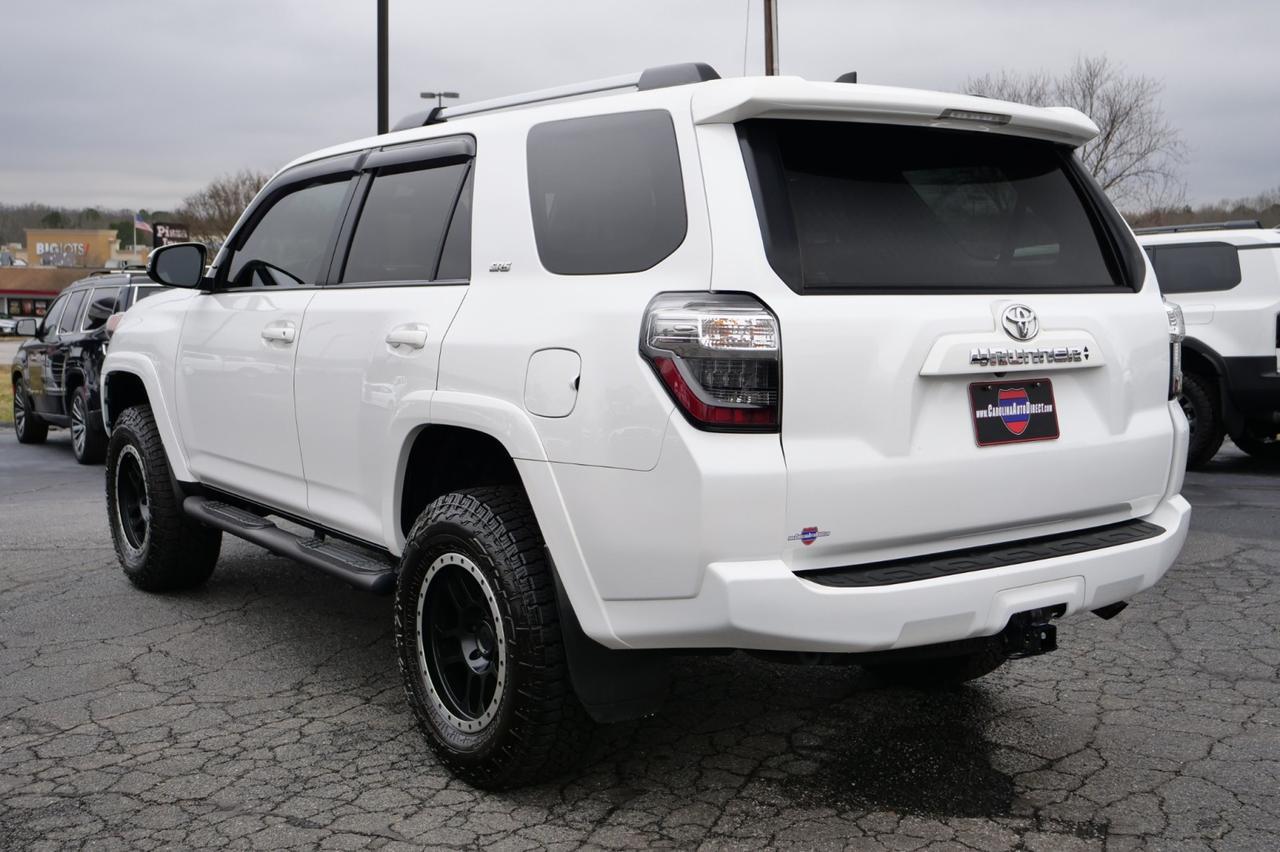 2021 Toyota 4Runner SR5 Premium / 4WD / Third Row / Sunroof! Lincolnton NC