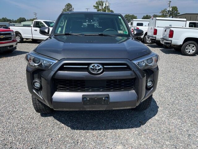 2021 Toyota 4Runner SR5 Premium 4WD w/ 3rd Row Seating