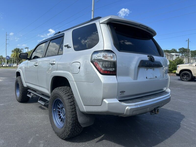 2021 Toyota 4Runner TRD Off Road