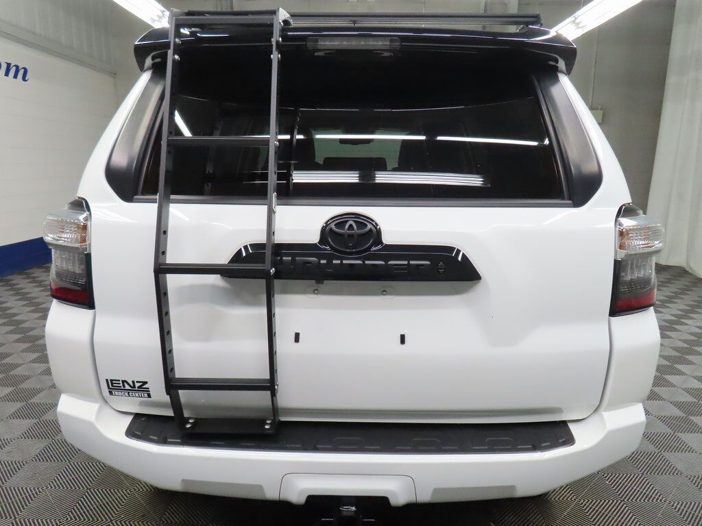 2021 Toyota 4Runner Venture 4WD Fond du Lac WI