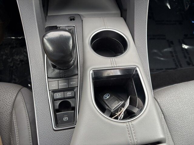 2021 Toyota Avalon Hybrid Limited North Versailles PA