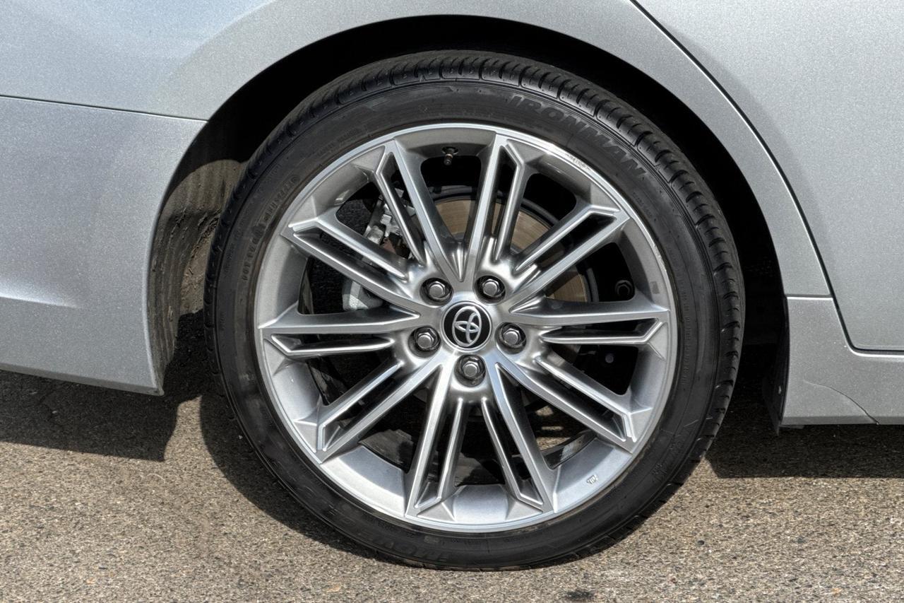 2021 Toyota Avalon Hybrid Limited Roseville CA