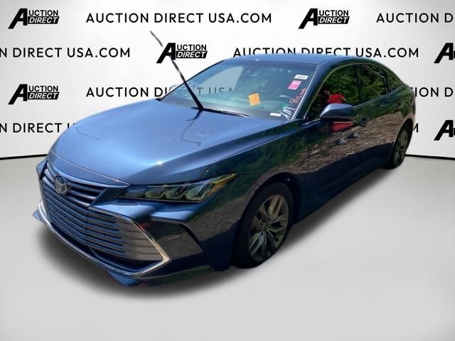 2021 Toyota Avalon Hybrid XLE Plus