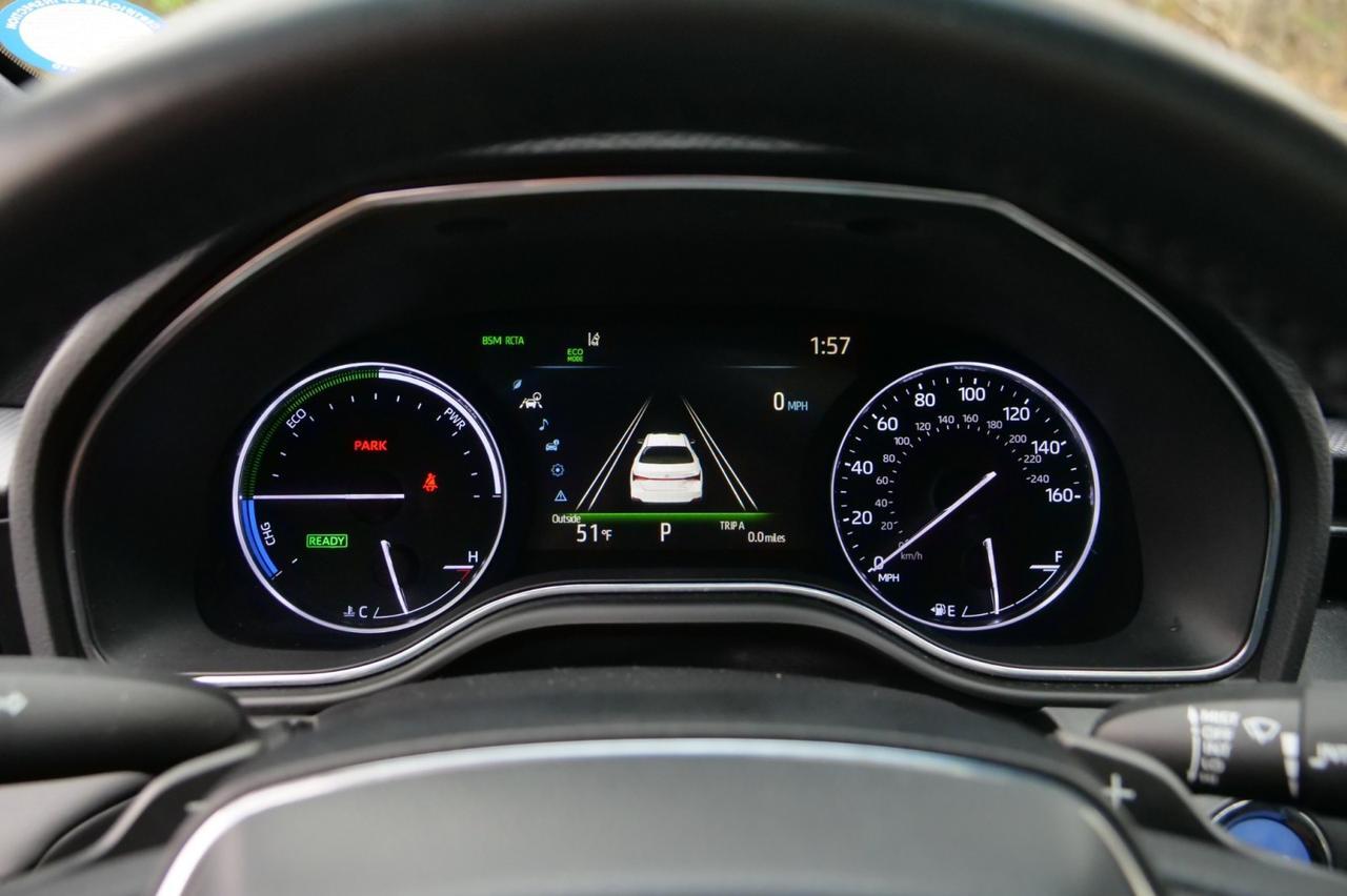 2021 Toyota Avalon Hybrid XSE / Heated Seats / Sunroof! Lincolnton NC