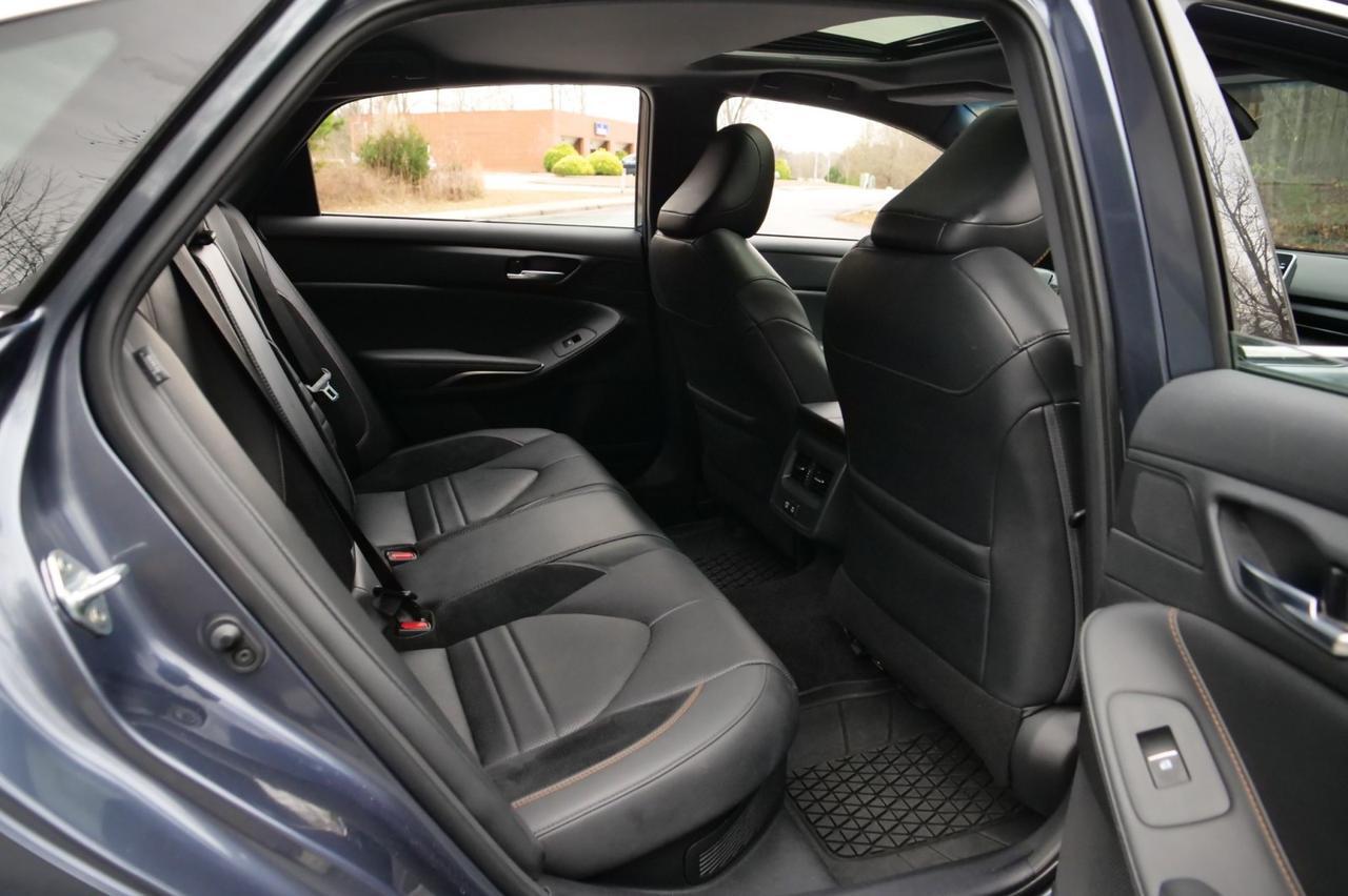 2021 Toyota Avalon Hybrid XSE / Heated Seats / Sunroof! Lincolnton NC