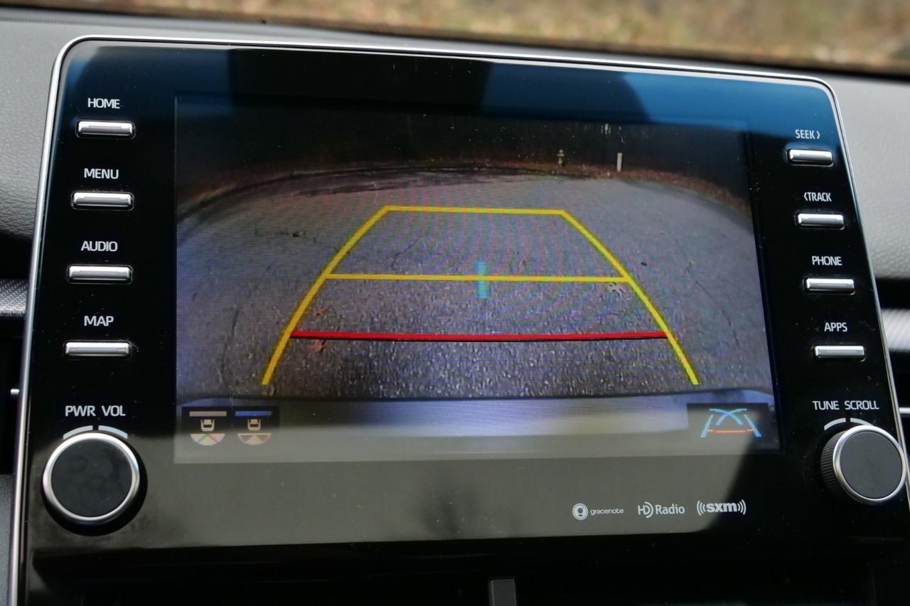 2021 Toyota Avalon Hybrid XSE / Heated Seats / Sunroof! Lincolnton NC