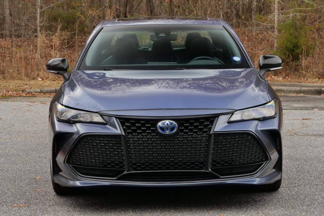 2021 Toyota Avalon Hybrid XSE / Heated Seats / Sunroof! Lincolnton NC