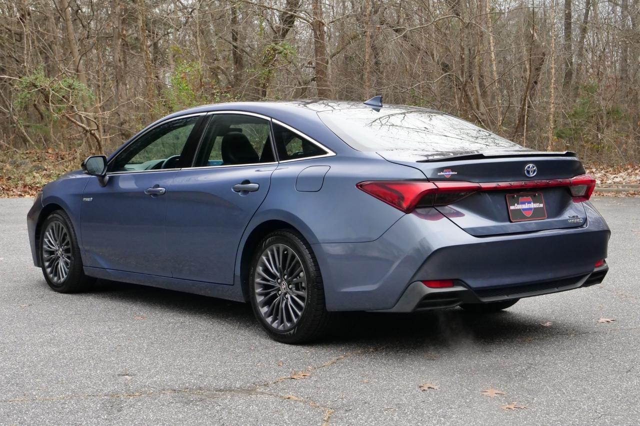 2021 Toyota Avalon Hybrid XSE / Heated Seats / Sunroof! Lincolnton NC