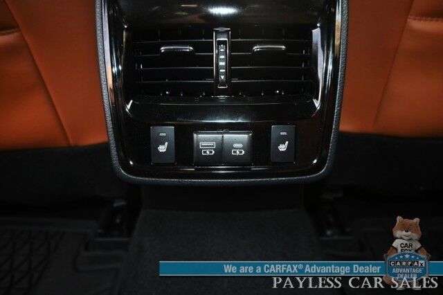 2021 Toyota Avalon Limited / AWD / Heated & Cooled Leather Seats / Heated Steering Wheel / NAV / Sunroof / JBL Speakers / Adaptive Cruise / Lane Departure & Blind Spot Alert / 360 Cam / Apple CarPlay & Android Auto / 34 MPG Anchorage AK