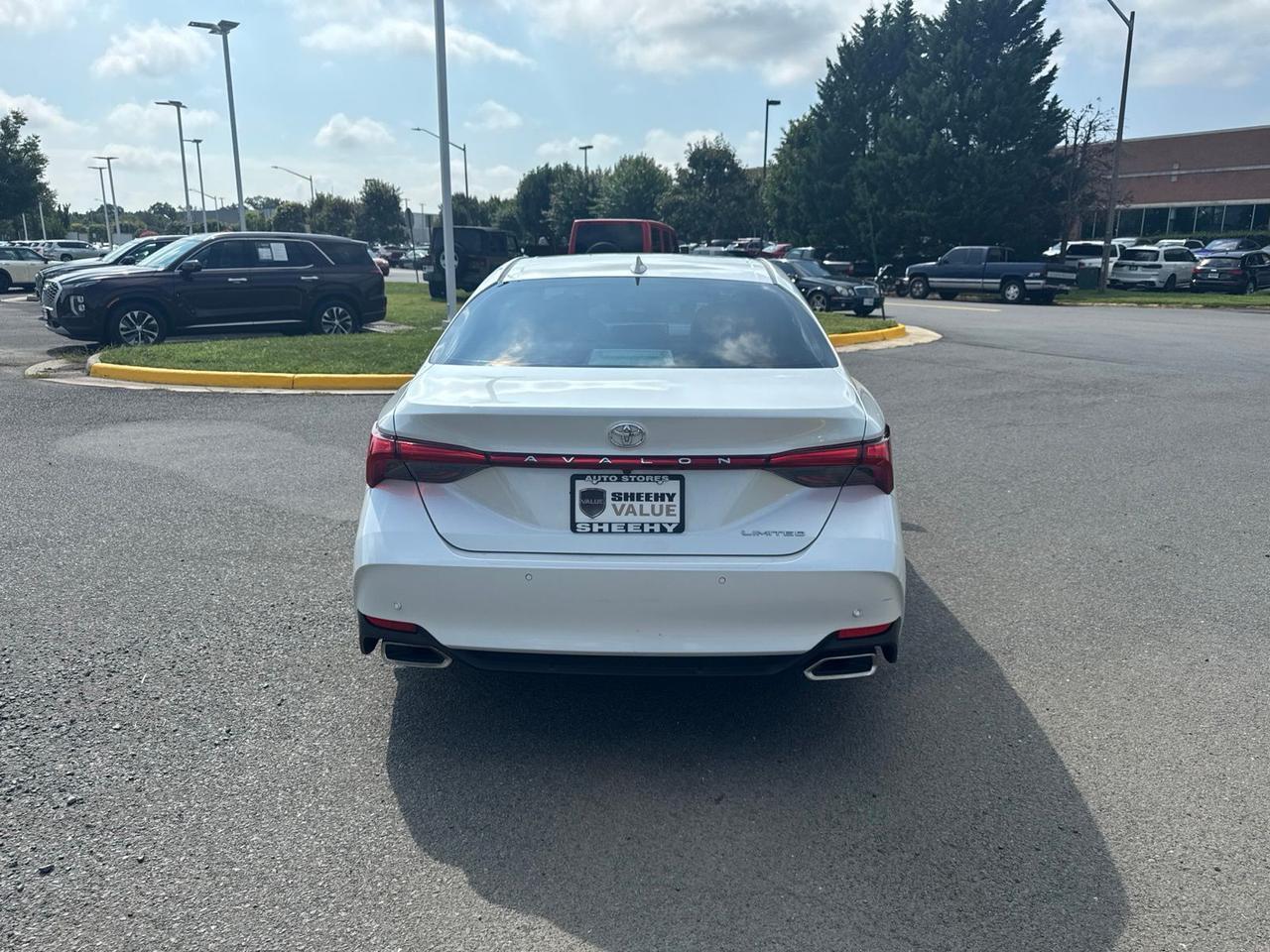 2021 Toyota Avalon Limited Chantilly VA