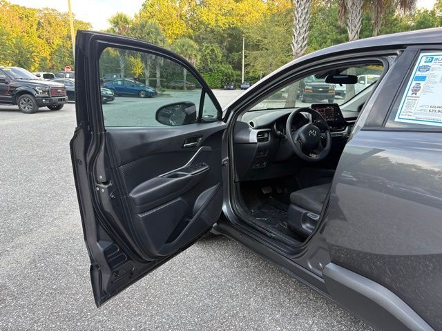 2021 Toyota C-HR LE Jacksonville FL