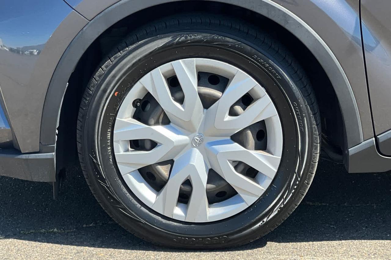 2021 Toyota C-HR LE Roseville CA