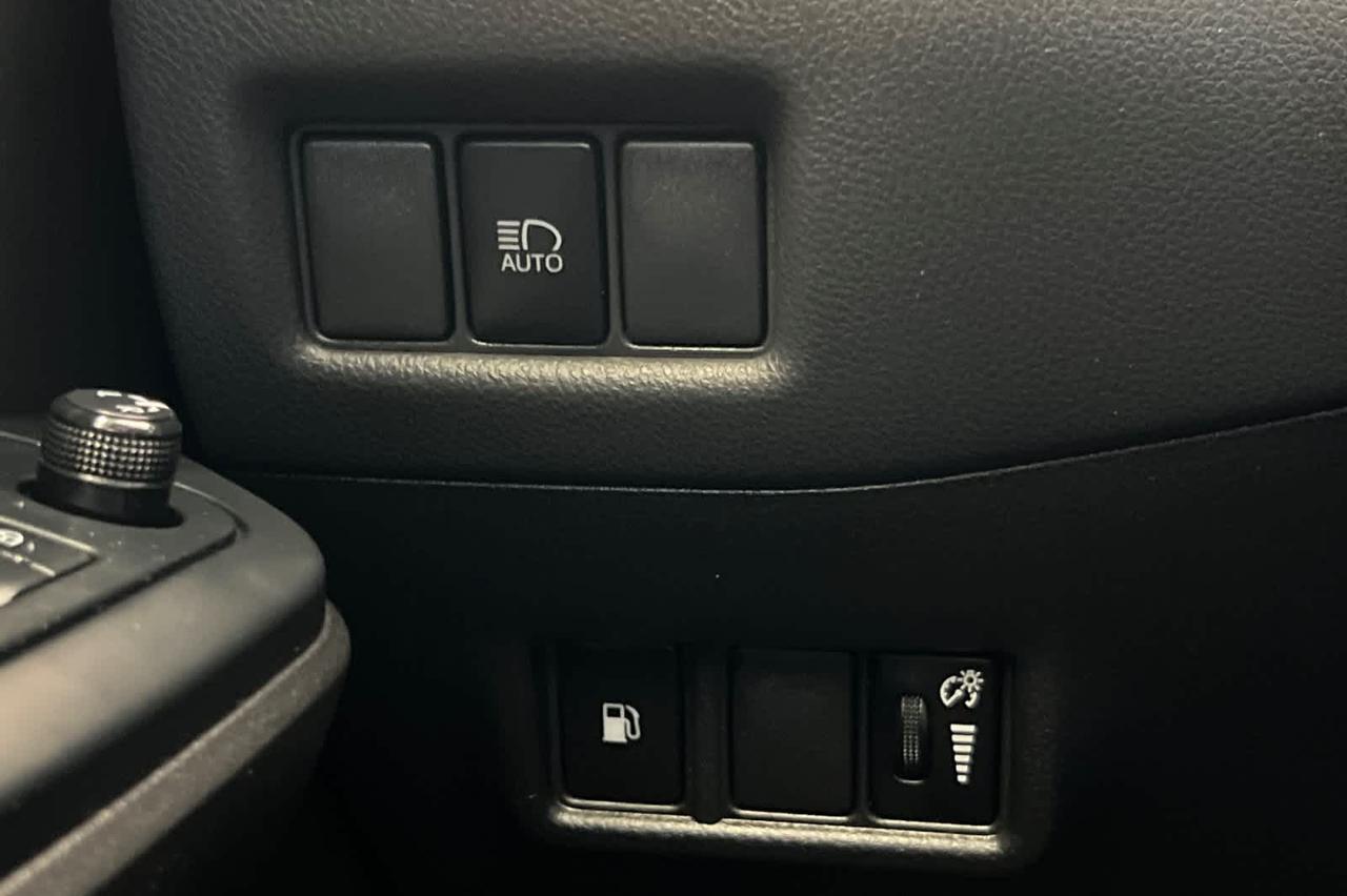 2021 Toyota C-HR LE Roseville CA