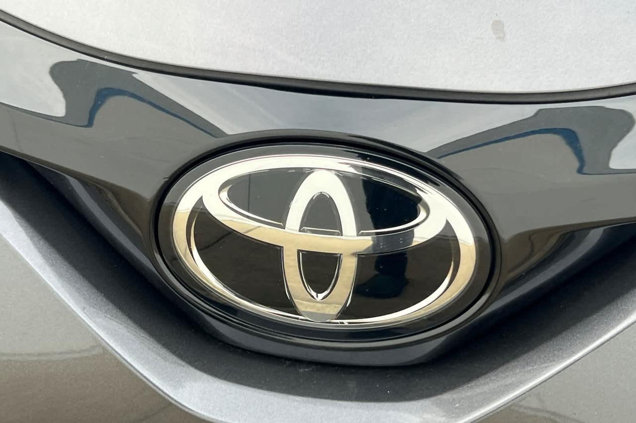 2021 Toyota C-HR LE Roseville CA