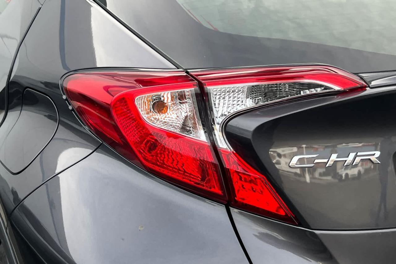 2021 Toyota C-HR LE Roseville CA