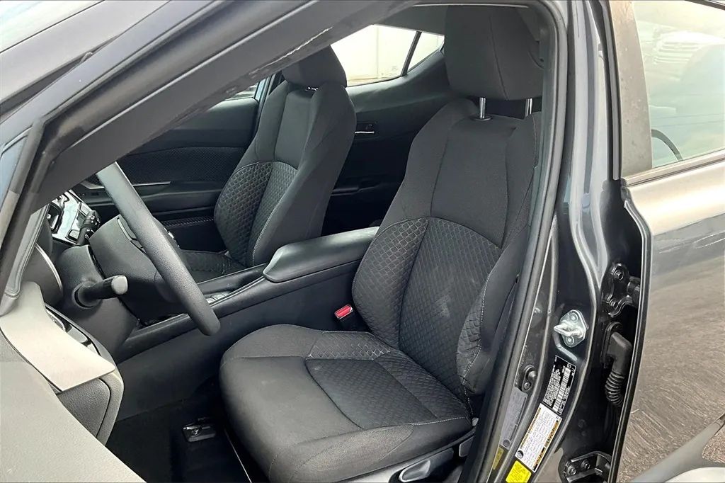 2021 Toyota C-HR LE Sport Utility 4D Maitland FL