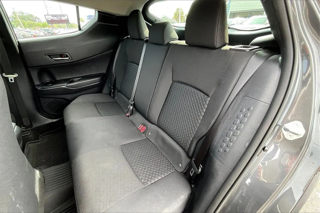 2021 Toyota C-HR LE Sport Utility 4D Maitland FL