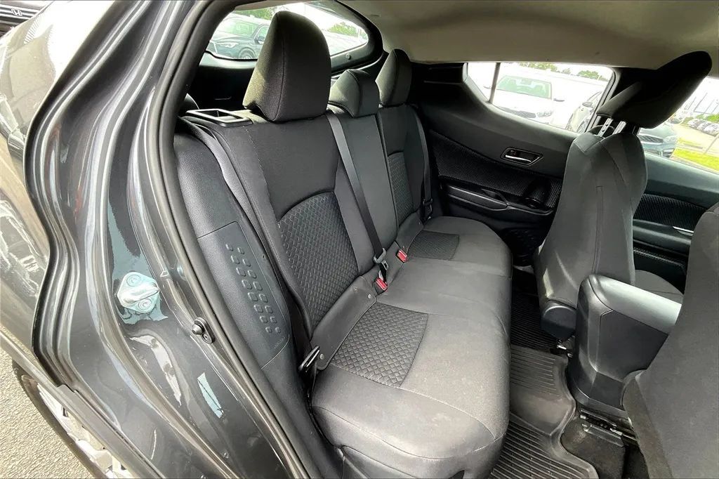 2021 Toyota C-HR LE Sport Utility 4D Maitland FL