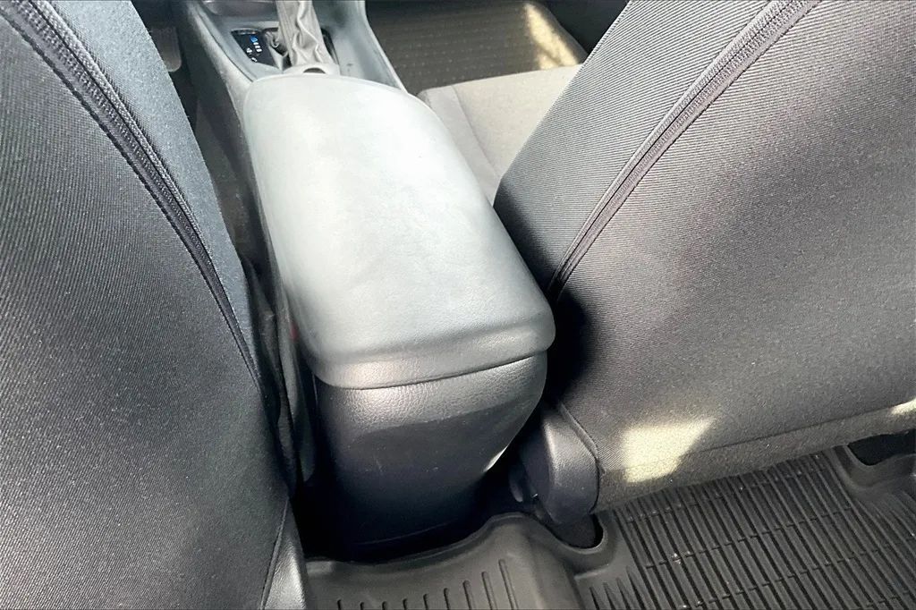 2021 Toyota C-HR LE Sport Utility 4D Maitland FL