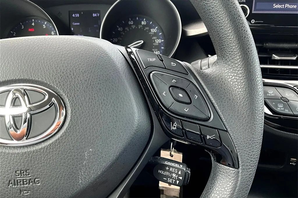 2021 Toyota C-HR LE Sport Utility 4D Maitland FL
