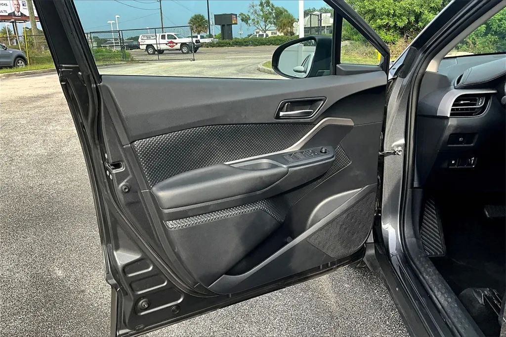 2021 Toyota C-HR LE Sport Utility 4D Maitland FL