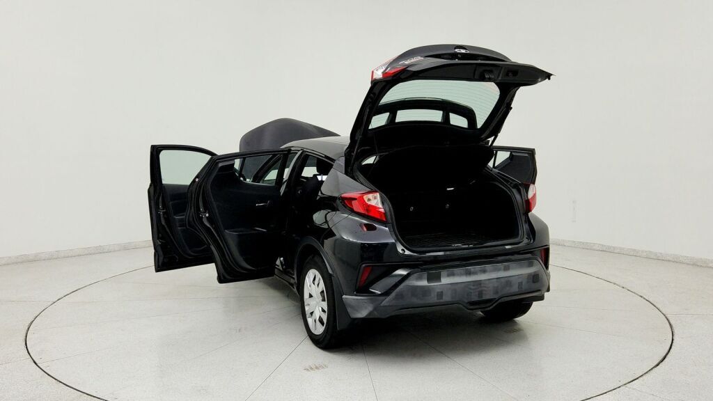 2021 Toyota C-HR LE Laurel MD