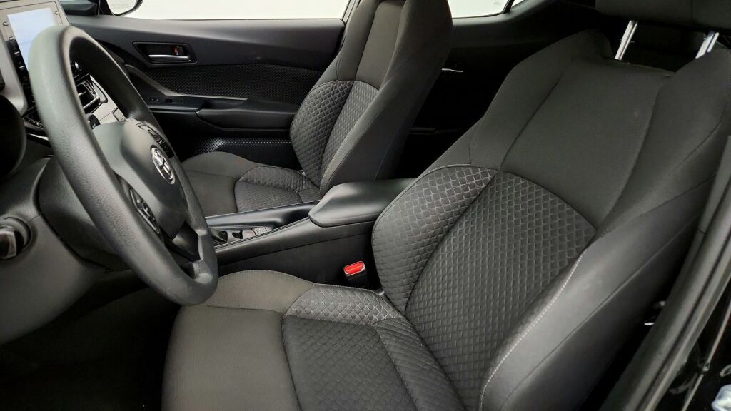 2021 Toyota C-HR LE Laurel MD