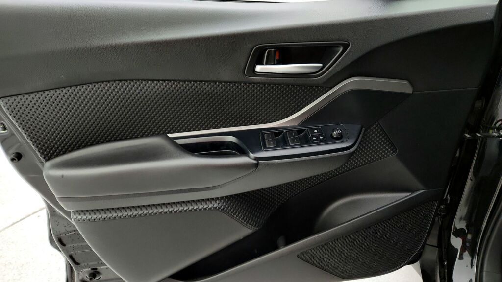 2021 Toyota C-HR LE Laurel MD