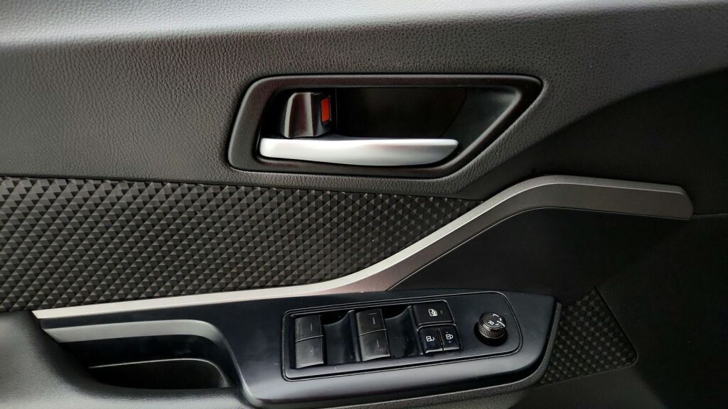 2021 Toyota C-HR LE Laurel MD