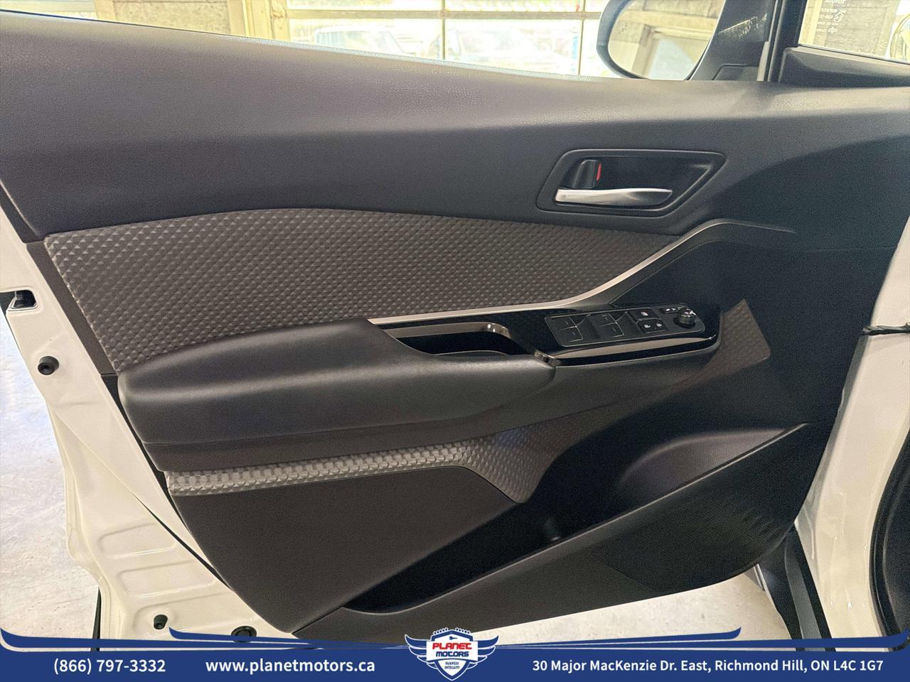 2021 Toyota C-HR Limited Richmond Hill ON