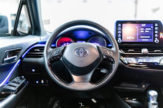 2021 Toyota C-HR XLE Premium BCam Red Deer AB