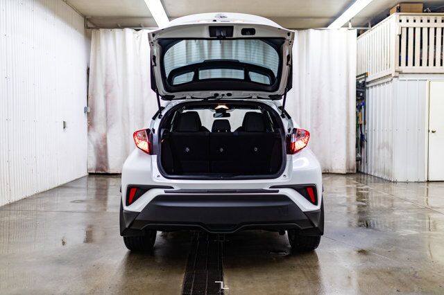 2021 Toyota C-HR XLE Premium BCam Red Deer AB