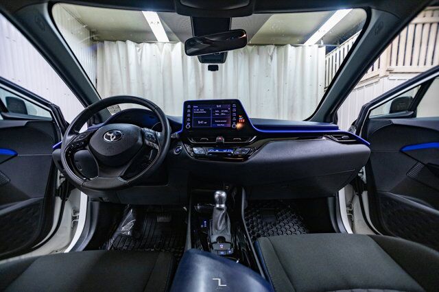 2021 Toyota C-HR XLE Premium BCam Red Deer AB