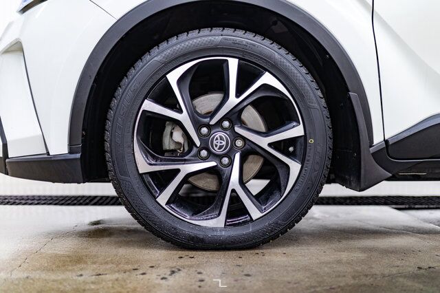 2021 Toyota C-HR XLE Premium BCam Red Deer AB