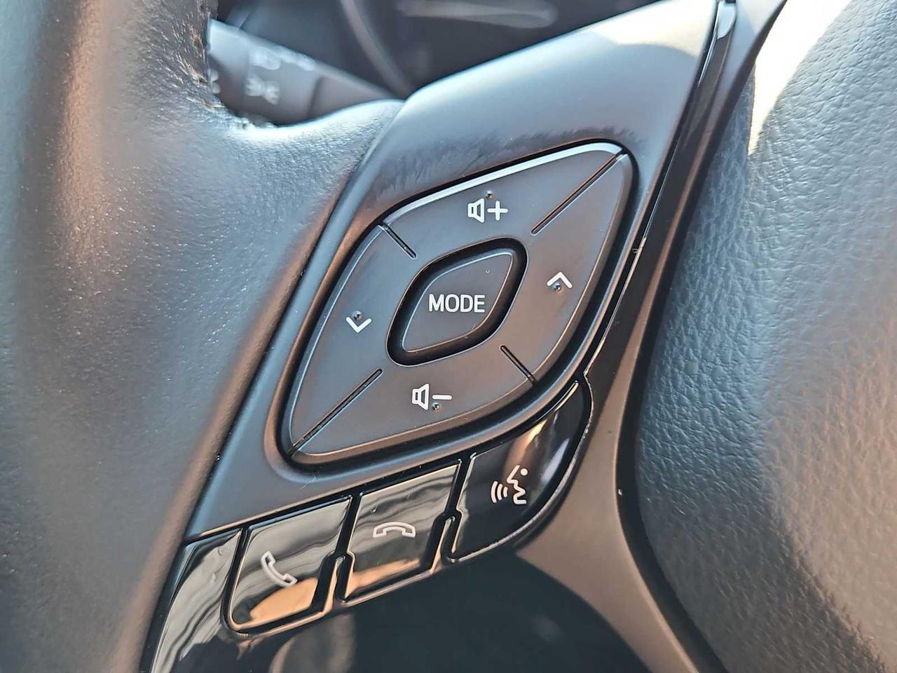 2021 Toyota C-HR XLE Irving TX