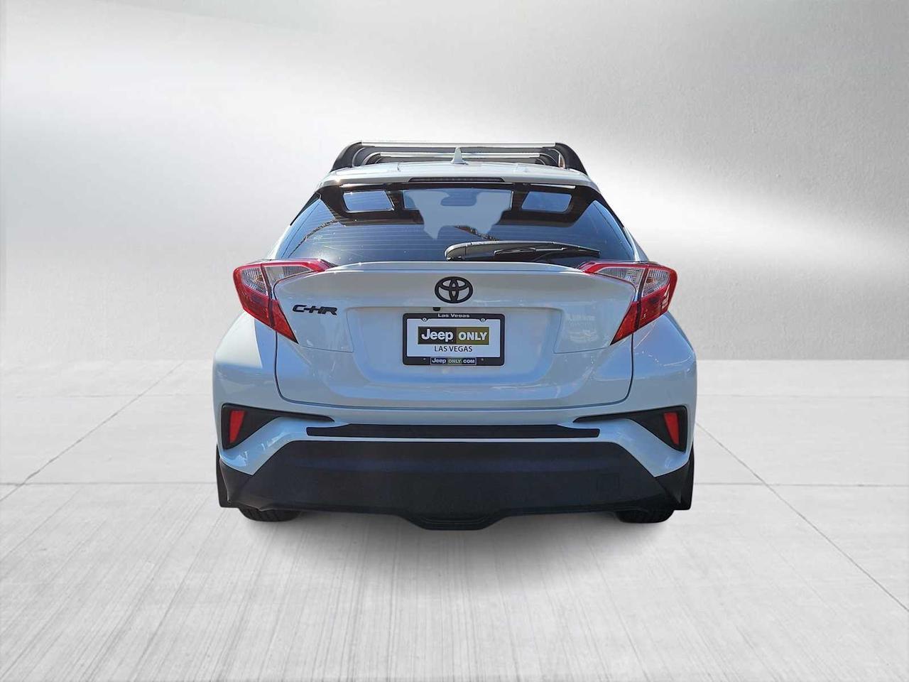 2021 Toyota C-HR XLE Irving TX
