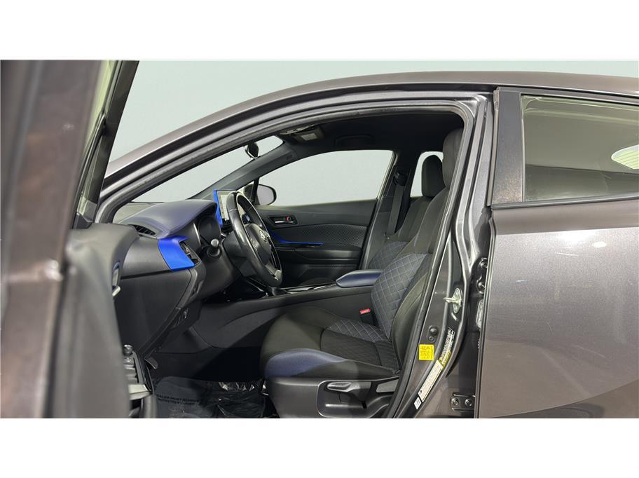 2021 Toyota C-HR XLE Sport Utility 4D Folsom CA