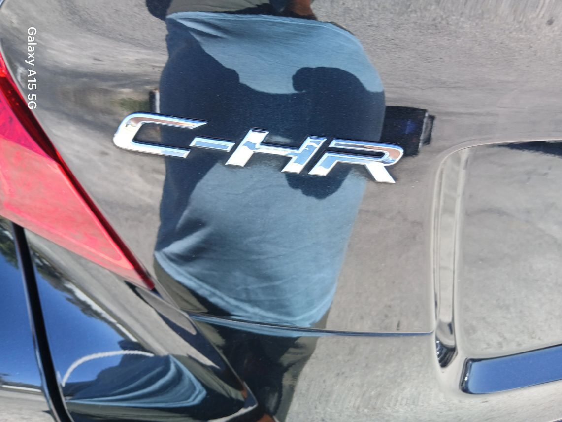 2021 Toyota C-HR XLE Sport Utility 4D Maitland FL