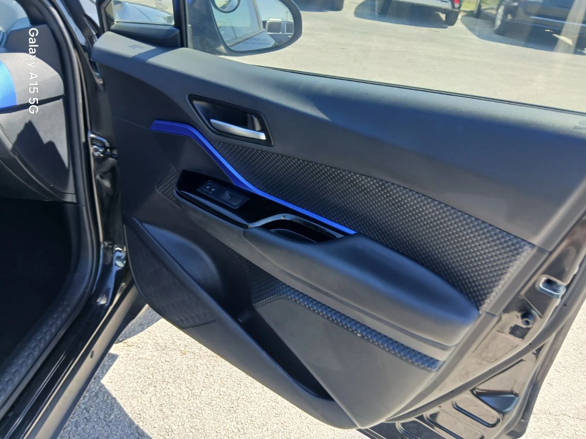 2021 Toyota C-HR XLE Sport Utility 4D Maitland FL