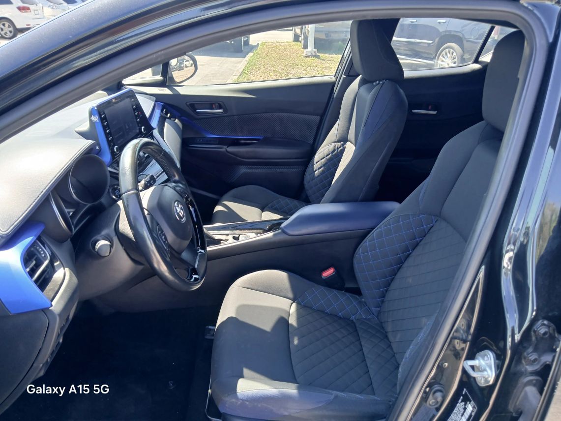 2021 Toyota C-HR XLE Sport Utility 4D Maitland FL