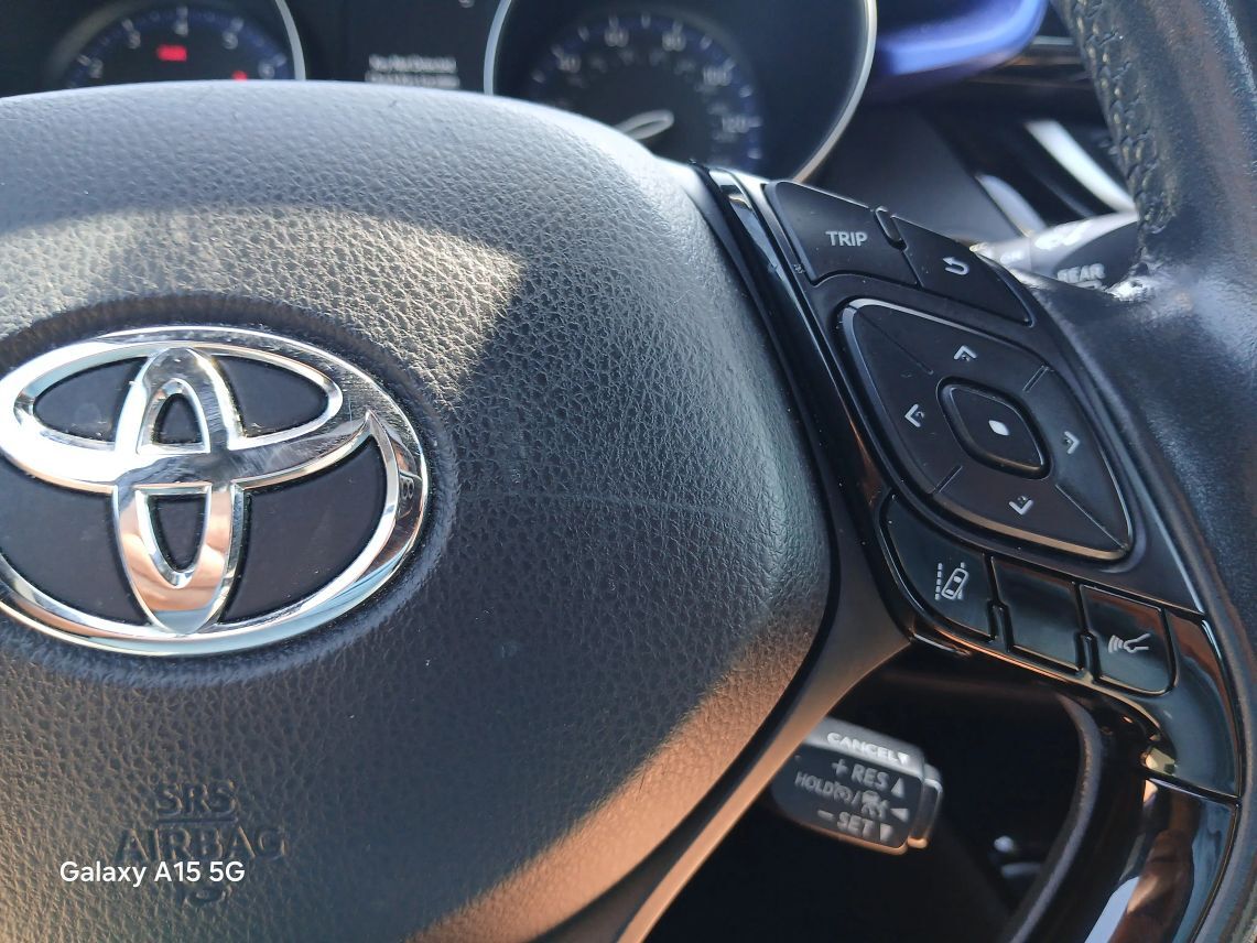 2021 Toyota C-HR XLE Sport Utility 4D Maitland FL