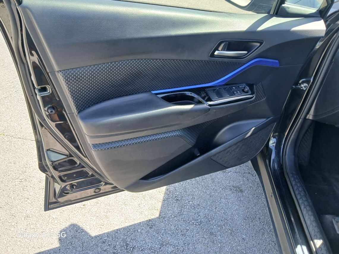 2021 Toyota C-HR XLE Sport Utility 4D Maitland FL