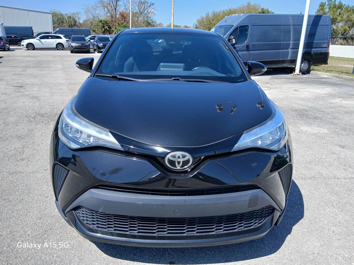 2021 Toyota C-HR XLE Sport Utility 4D