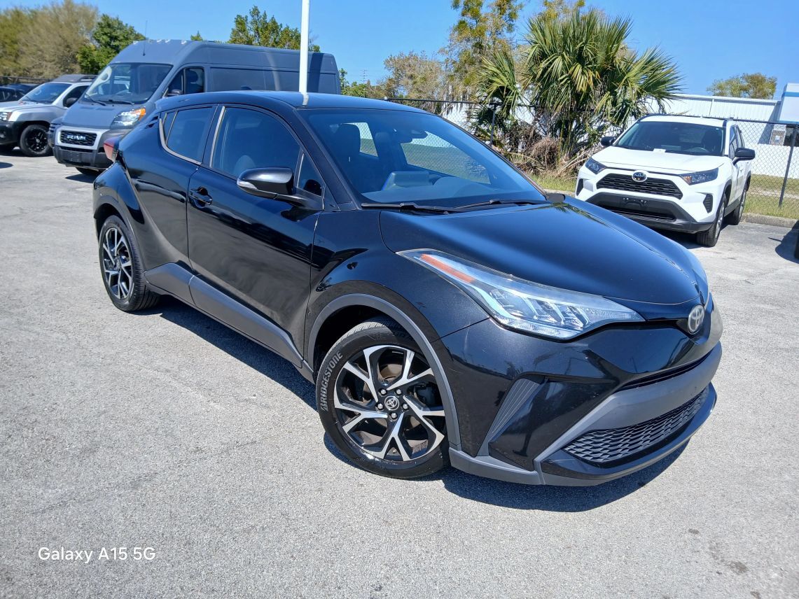 2021 Toyota C-HR XLE Sport Utility 4D