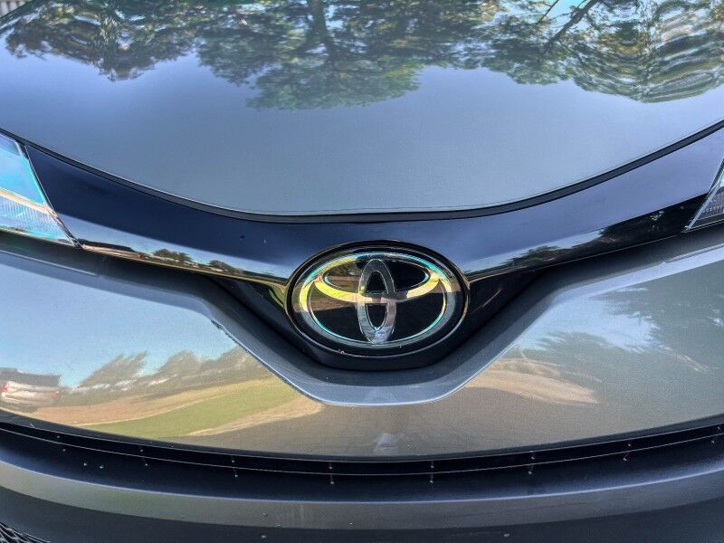 2021 Toyota C-HR XLE Wilmington NC